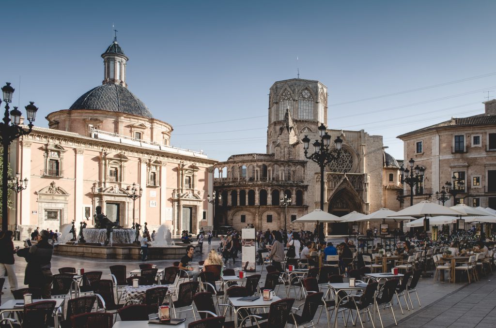 plaza-de-la-virgen-valencia