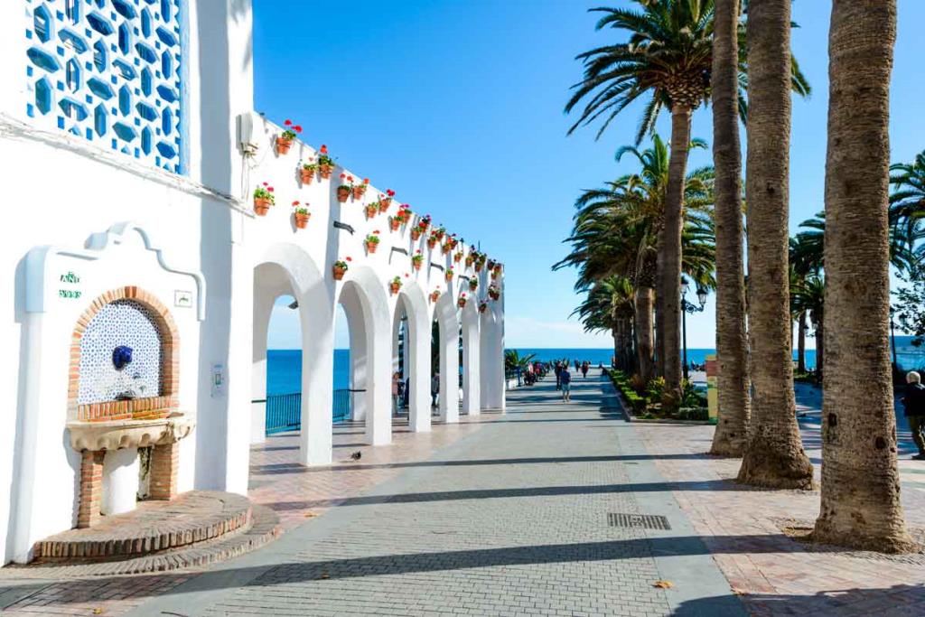 towns-malaga-nerja